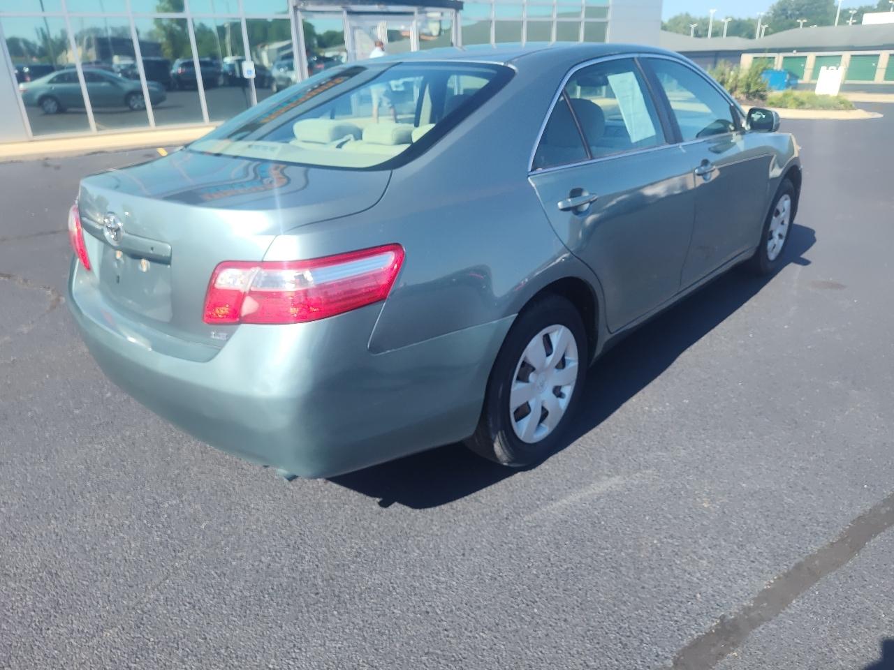Toyota Camry 4dr Sdn LE Auto 2007