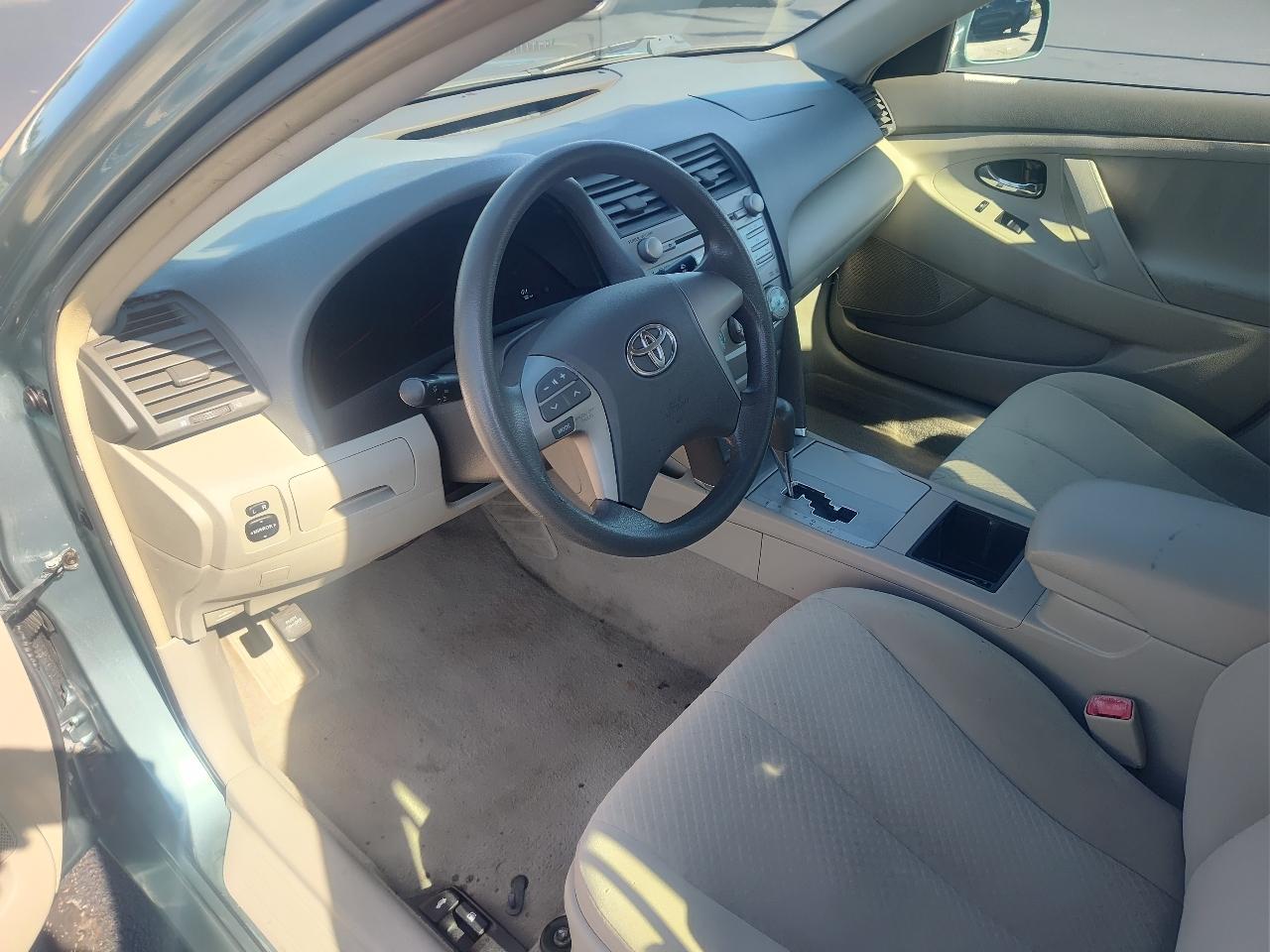 Toyota Camry 4dr Sdn LE Auto 2007