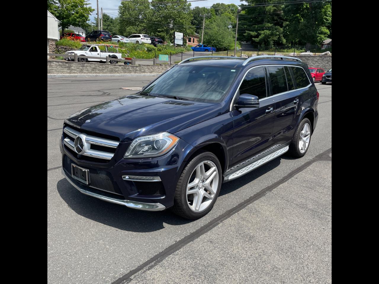 Mercedes-Benz GL 4MATIC 4dr GL 550 2016