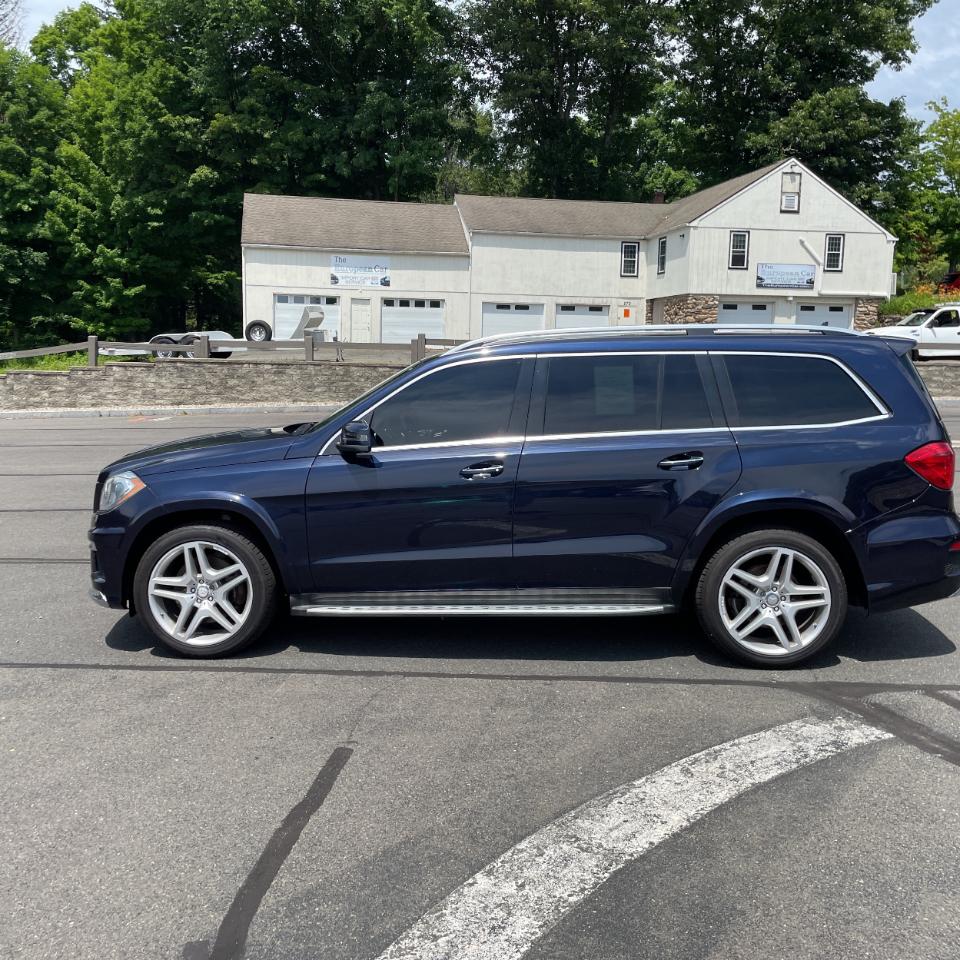 Mercedes-Benz GL 4MATIC 4dr GL 550 2016