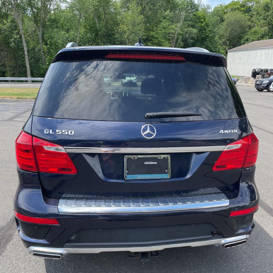 Mercedes-Benz GL 4MATIC 4dr GL 550 2016