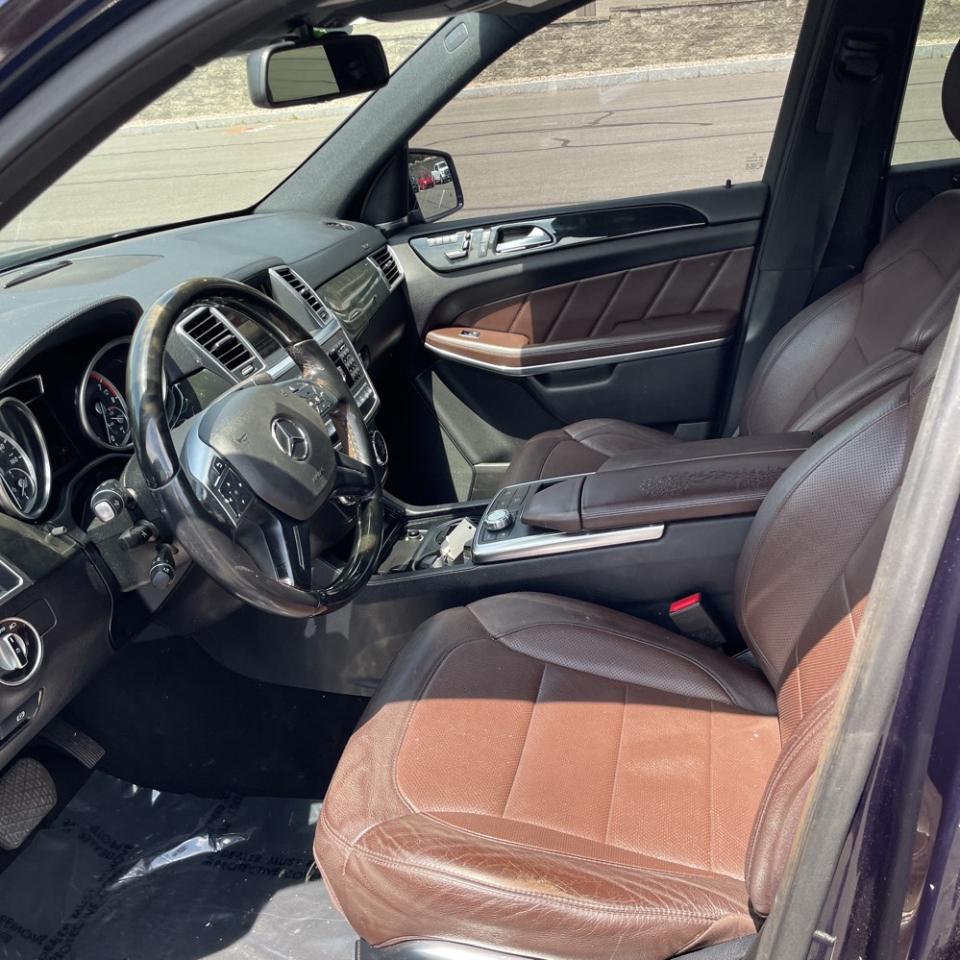 Mercedes-Benz GL 4MATIC 4dr GL 550 2016