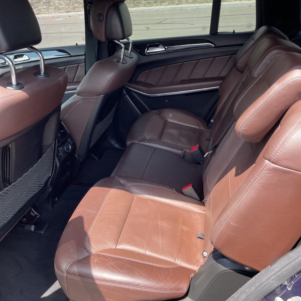 Mercedes-Benz GL 4MATIC 4dr GL 550 2016