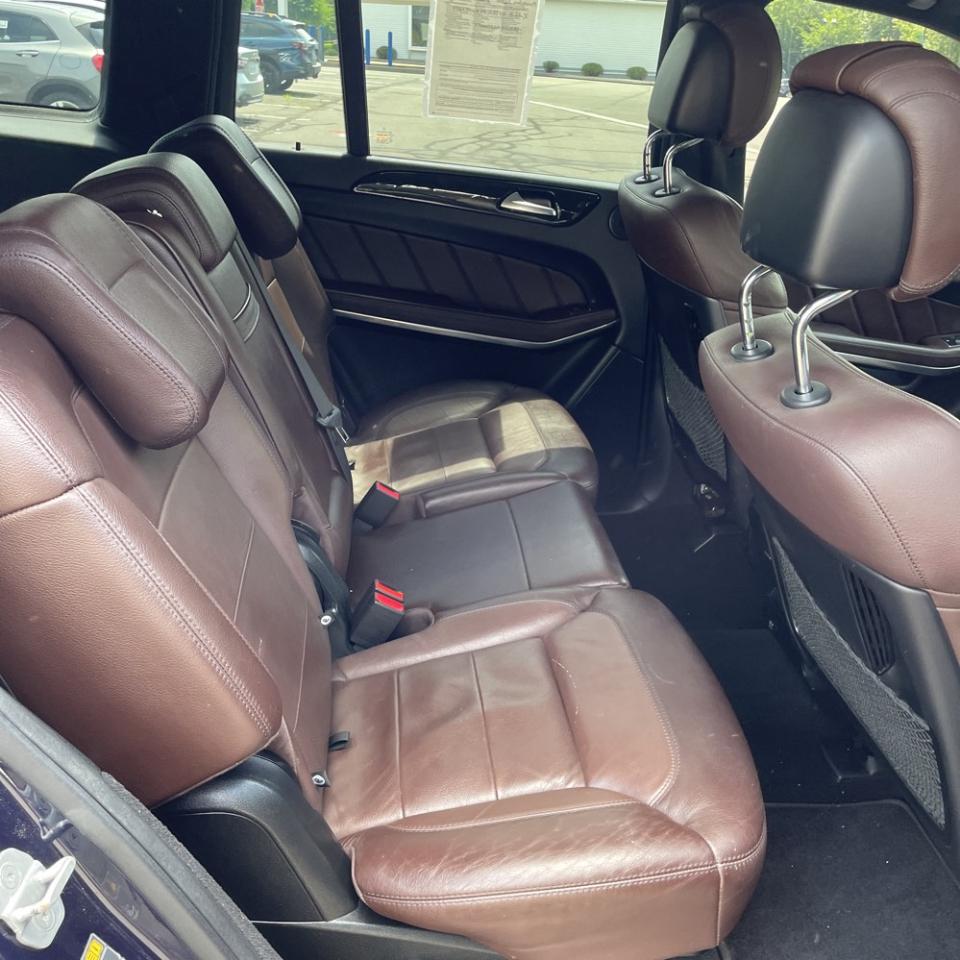 Mercedes-Benz GL 4MATIC 4dr GL 550 2016