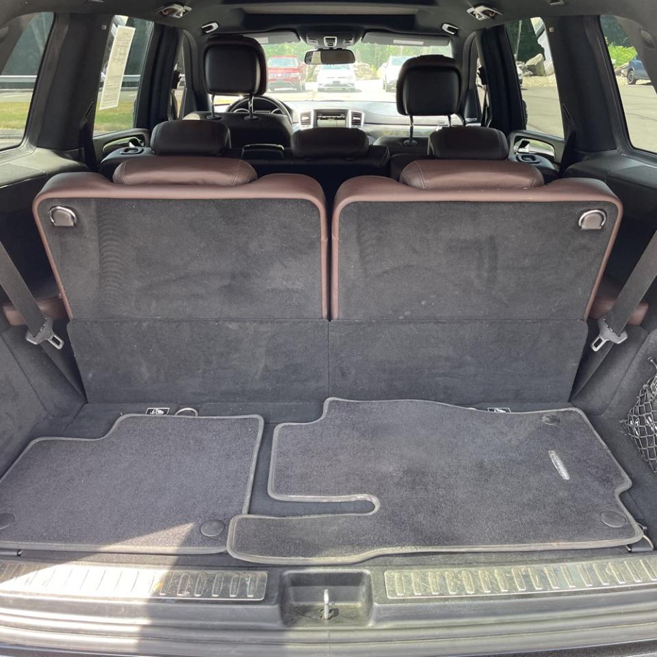 Mercedes-Benz GL 4MATIC 4dr GL 550 2016