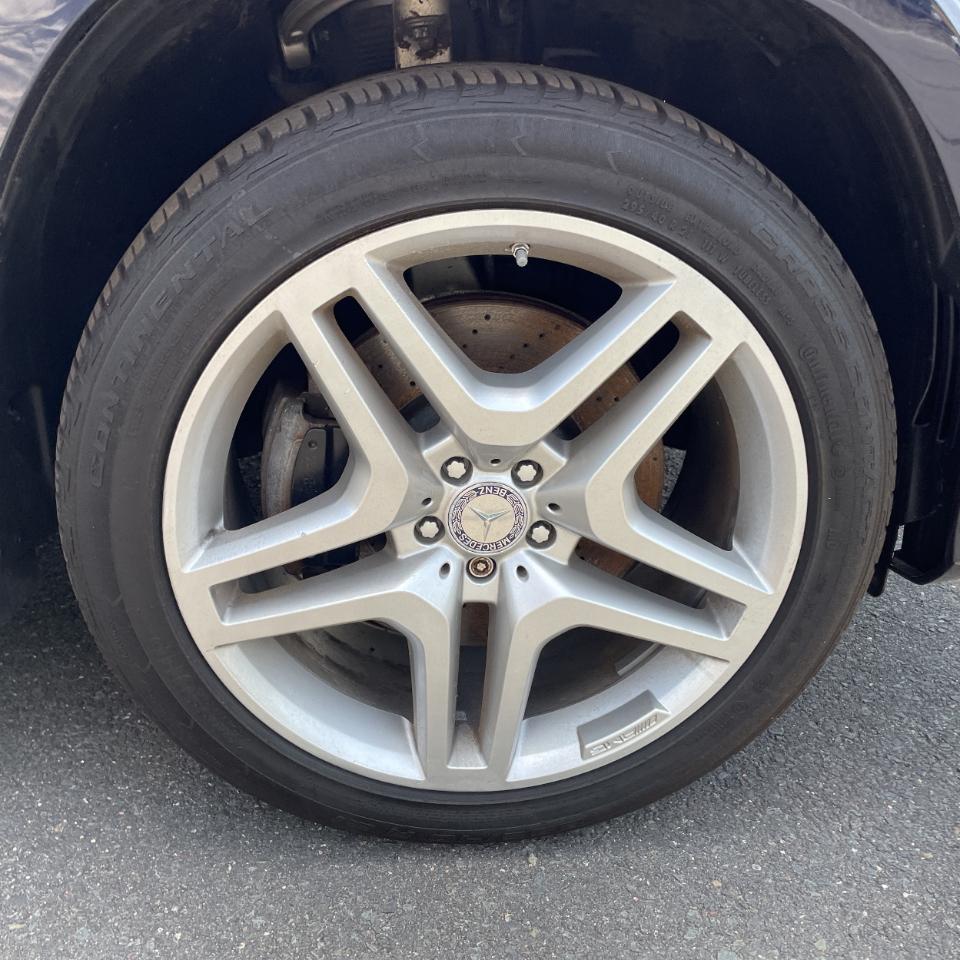Mercedes-Benz GL 4MATIC 4dr GL 550 2016