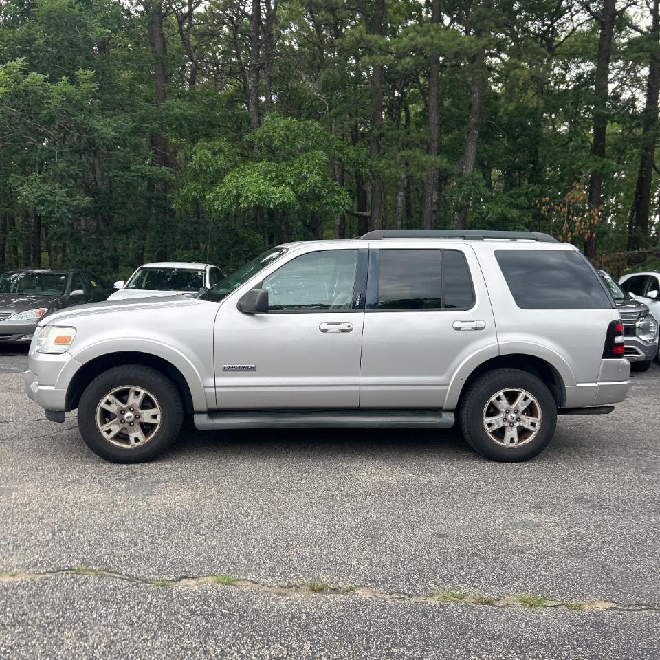 Ford Explorer 4WD 4dr V6 XLT 2008
