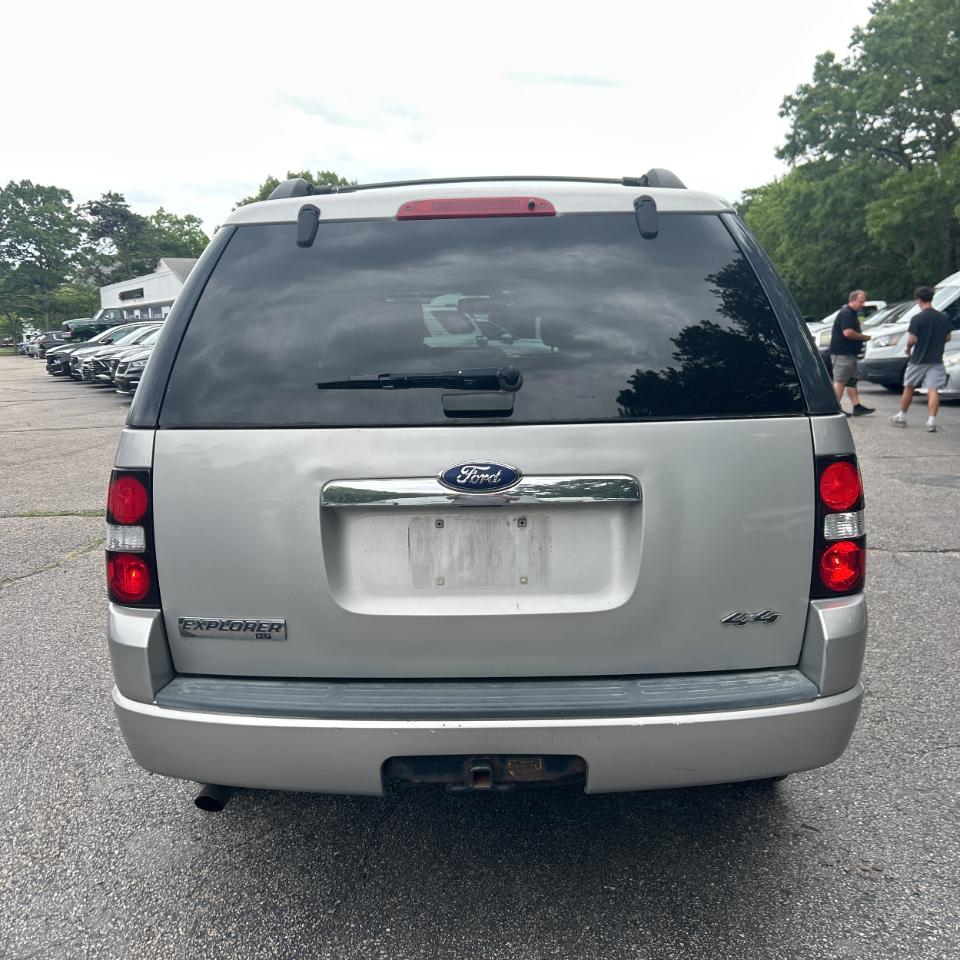 Ford Explorer 4WD 4dr V6 XLT 2008