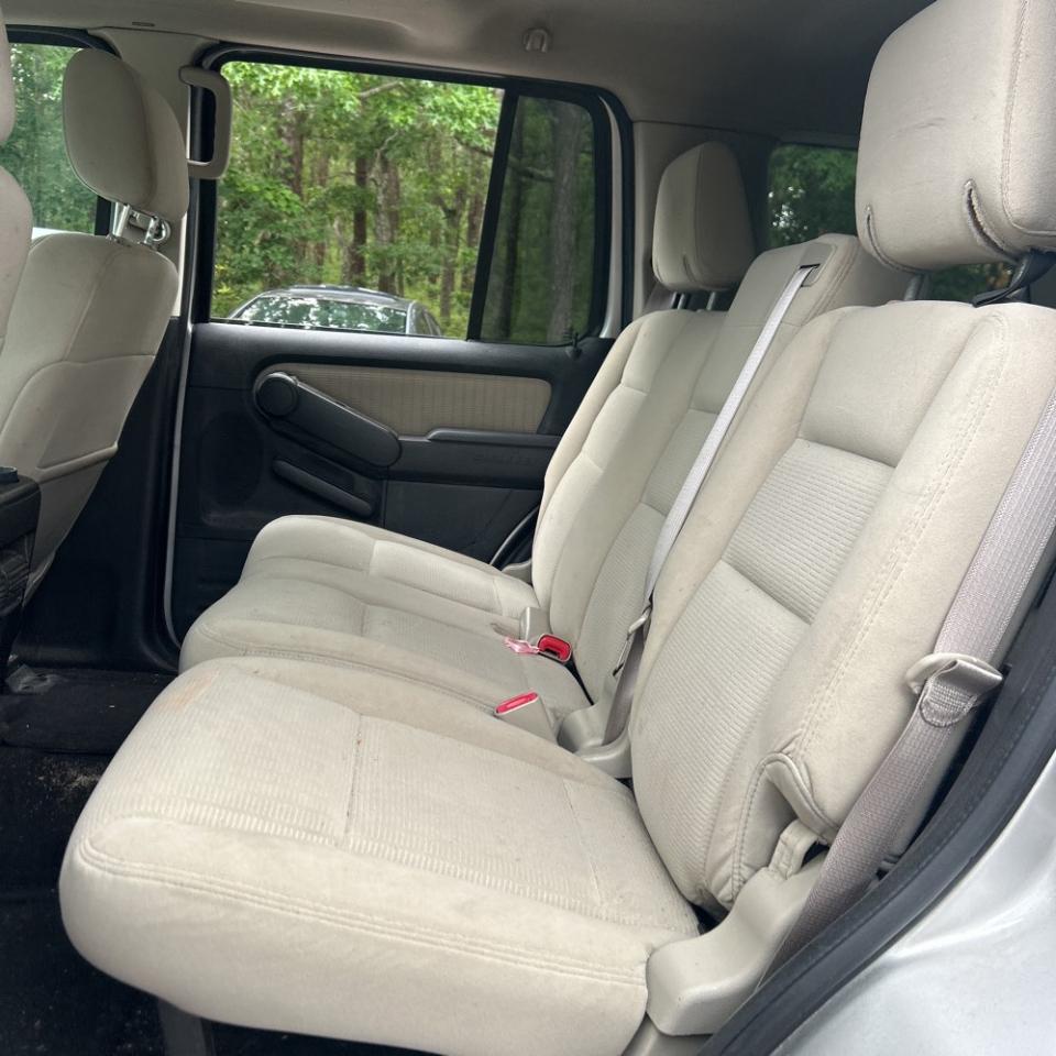 Ford Explorer 4WD 4dr V6 XLT 2008
