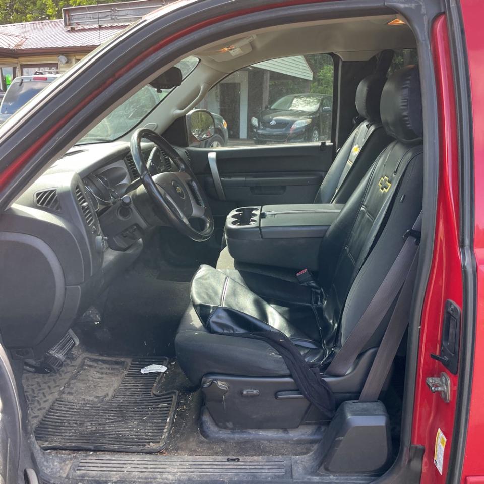 Chevrolet Silverado 1500 4WD Ext Cab 143.5" LT 2011