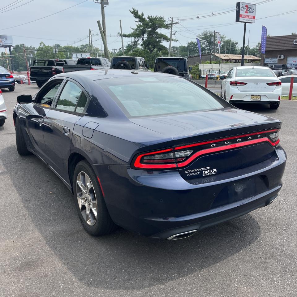 Dodge Charger 4dr Sdn SE AWD 2016