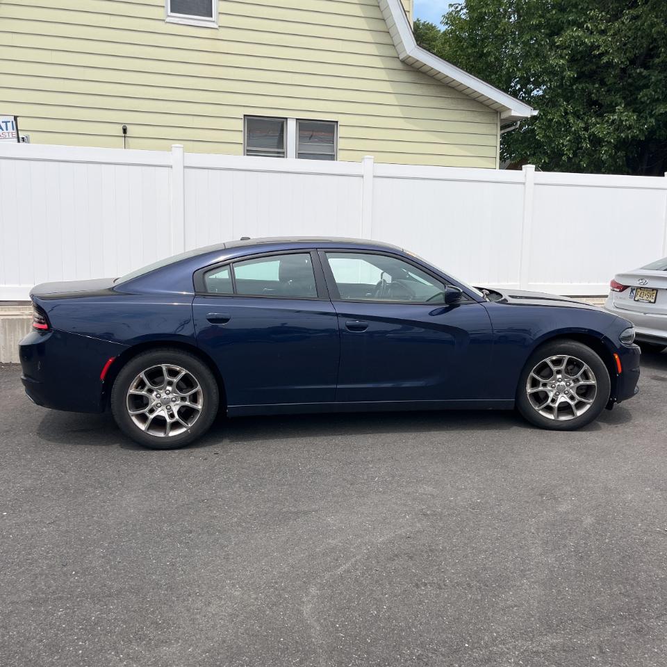Dodge Charger 4dr Sdn SE AWD 2016