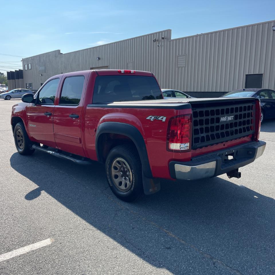 GMC Sierra 1500 4WD Crew Cab 143.5" SL 2012
