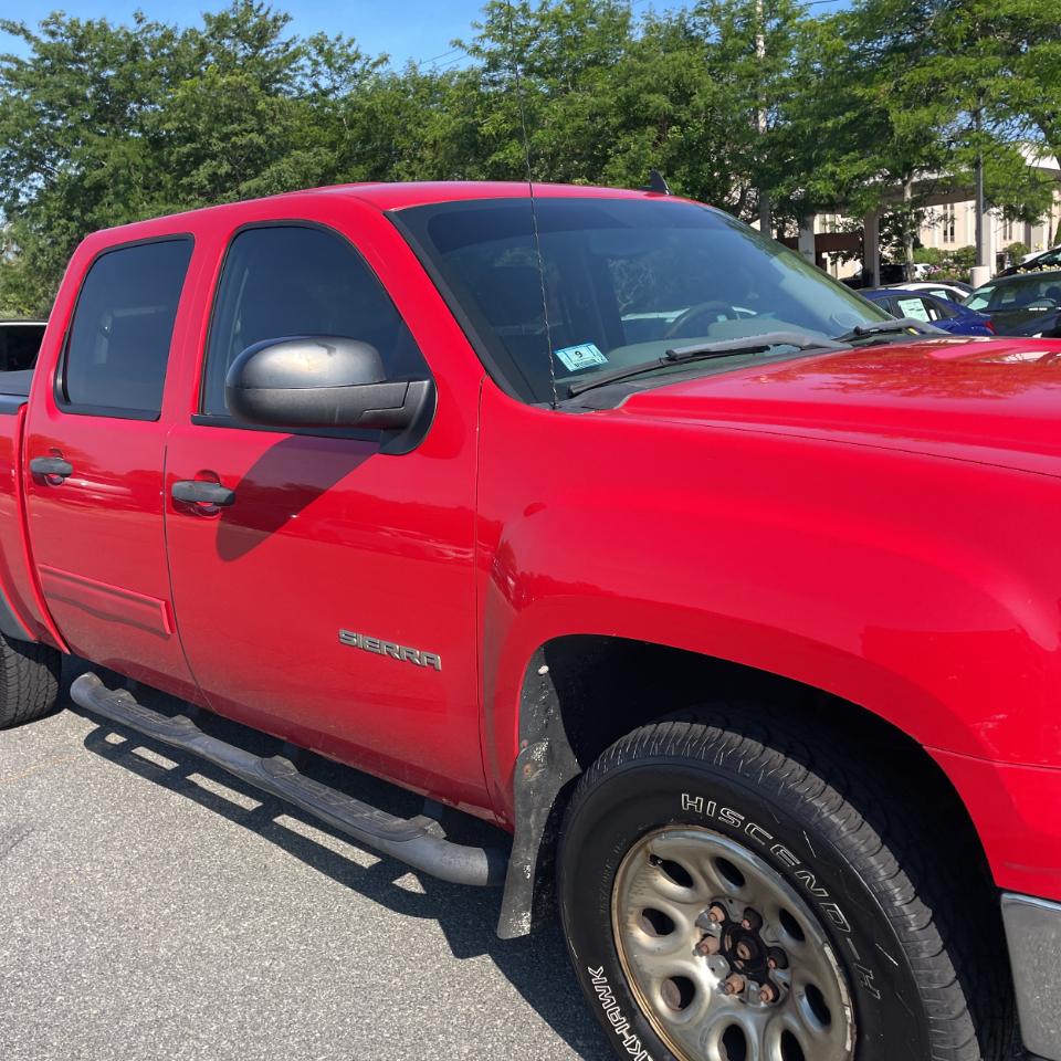 GMC Sierra 1500 4WD Crew Cab 143.5" SL 2012