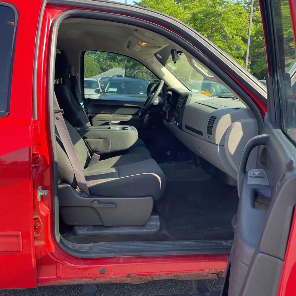 GMC Sierra 1500 4WD Crew Cab 143.5" SL 2012
