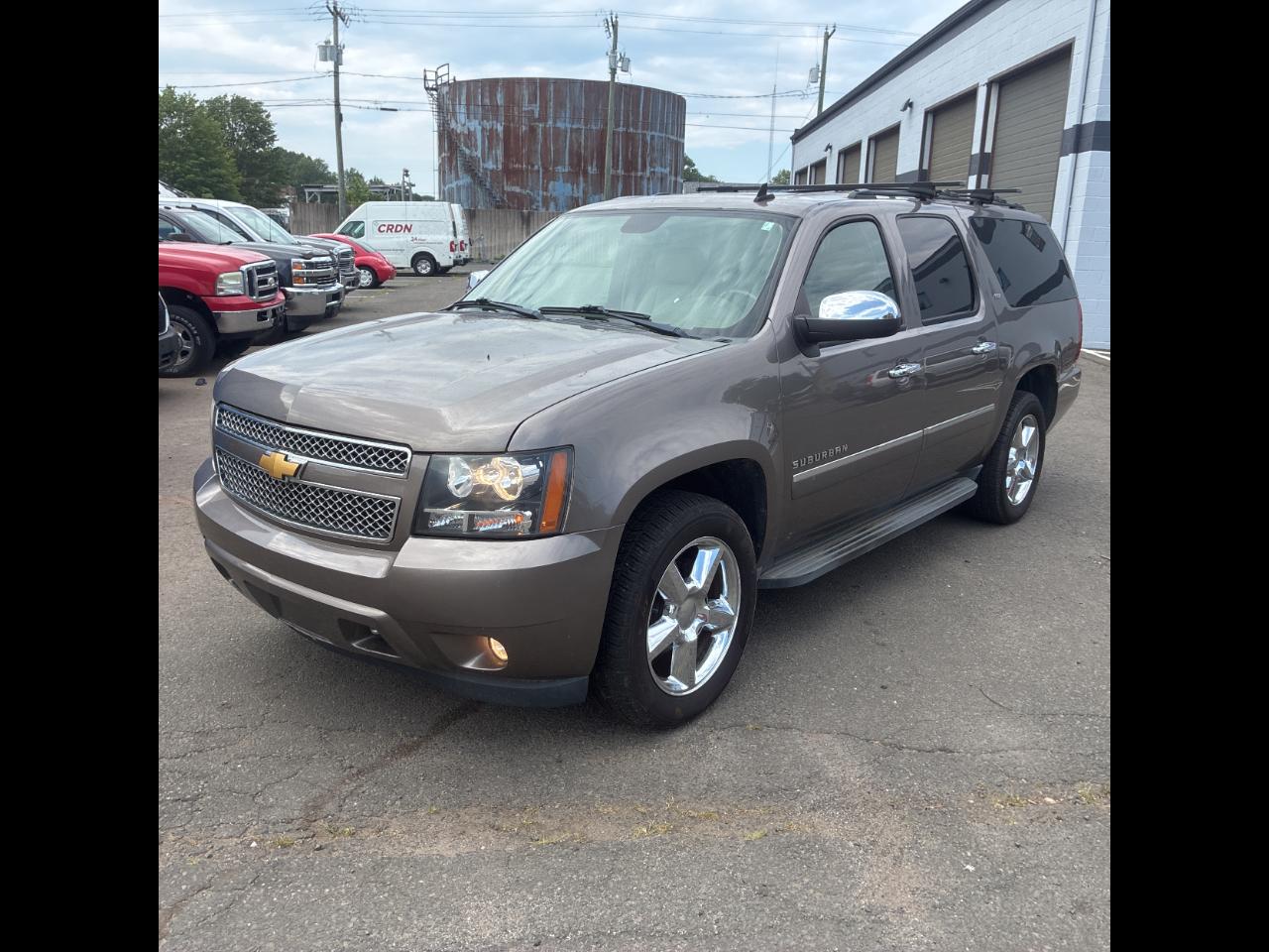 Chevrolet Suburban 4WD 4dr 1500 LTZ 2013