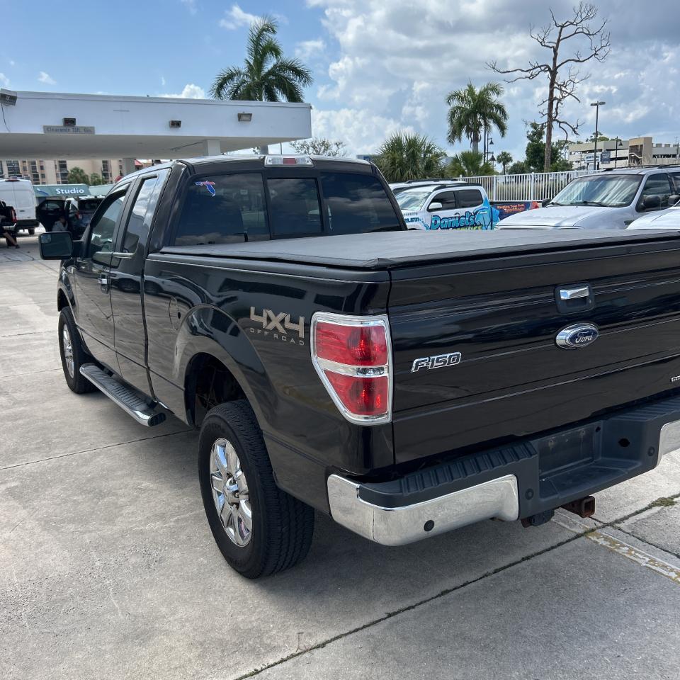 Ford F-150 4WD SuperCab 145" XL 2013