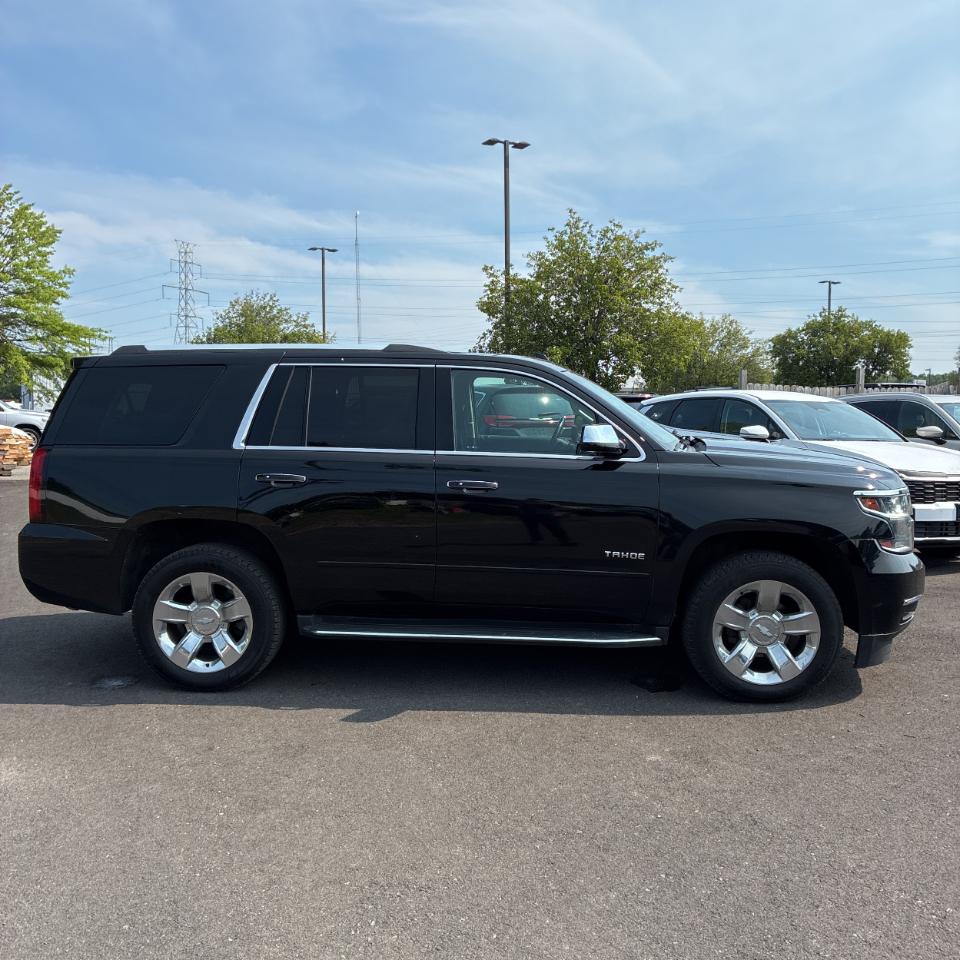 Chevrolet Tahoe 4WD 4dr Premier 2017