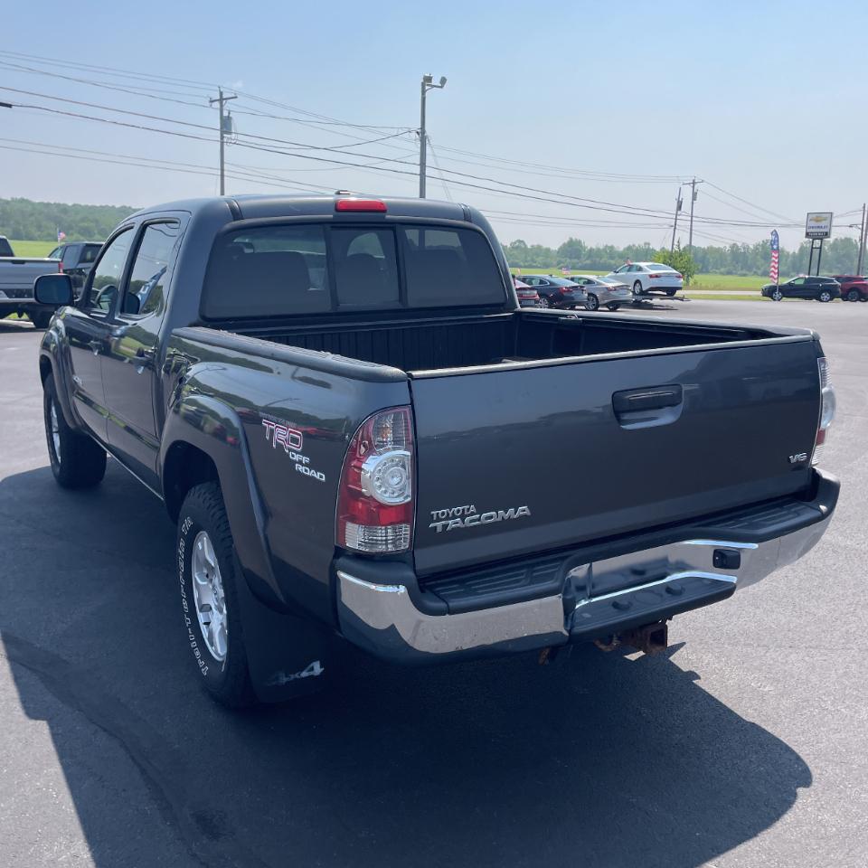 Toyota Tacoma 4WD Double V6 MT (Natl) 2011