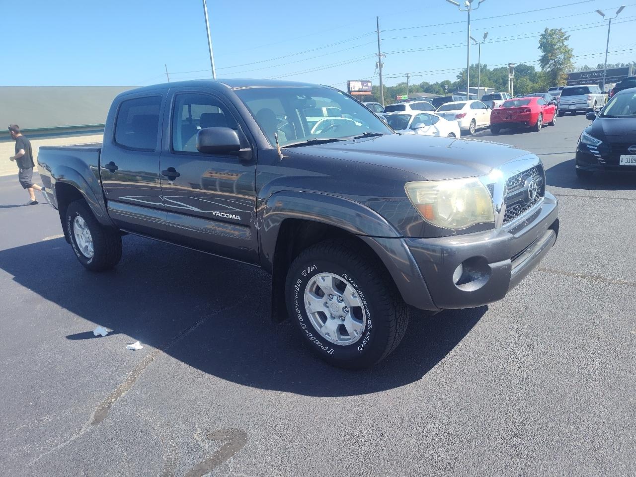 Toyota Tacoma 4WD Double V6 MT (Natl) 2011