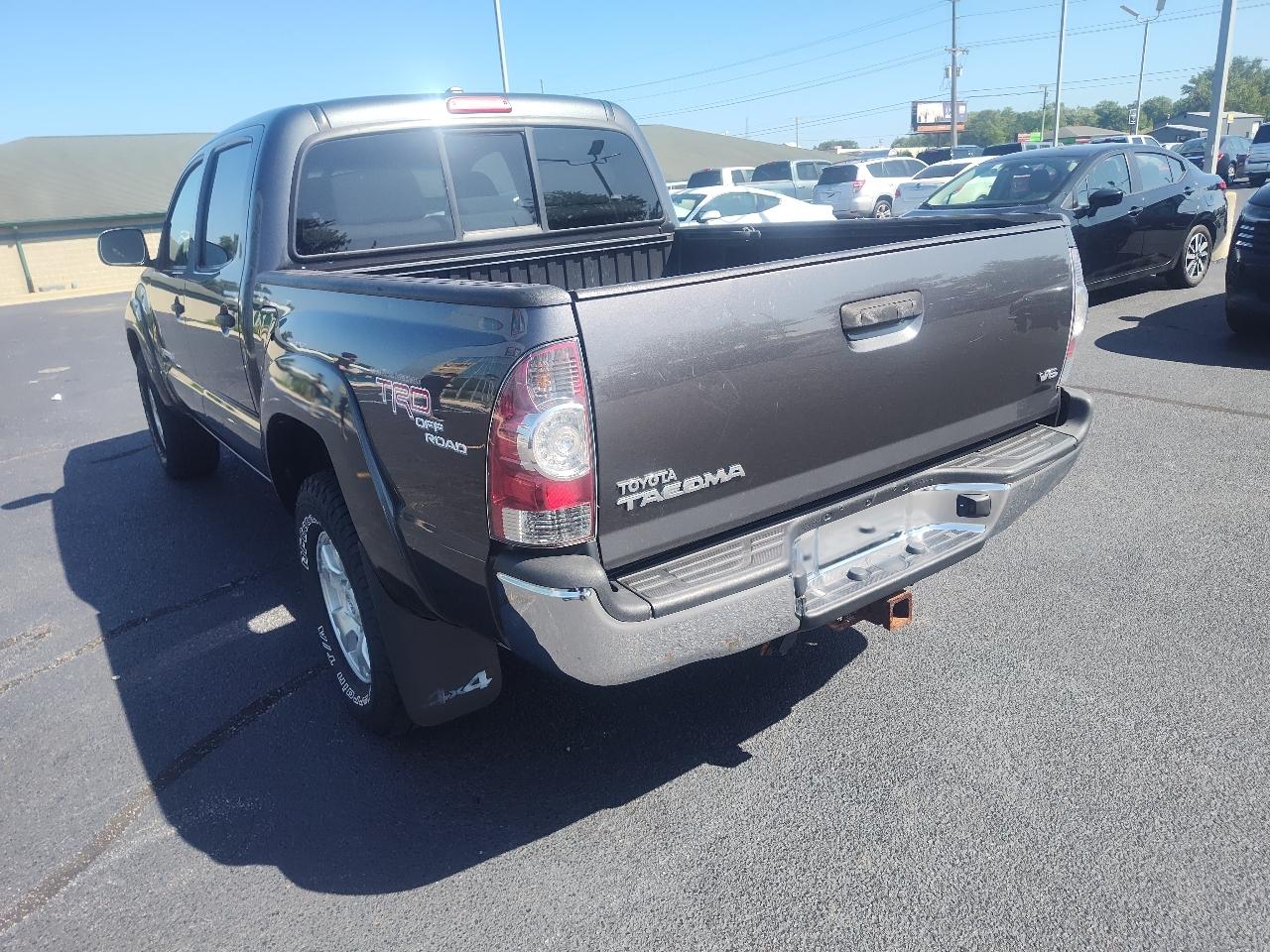 Toyota Tacoma 4WD Double V6 MT (Natl) 2011