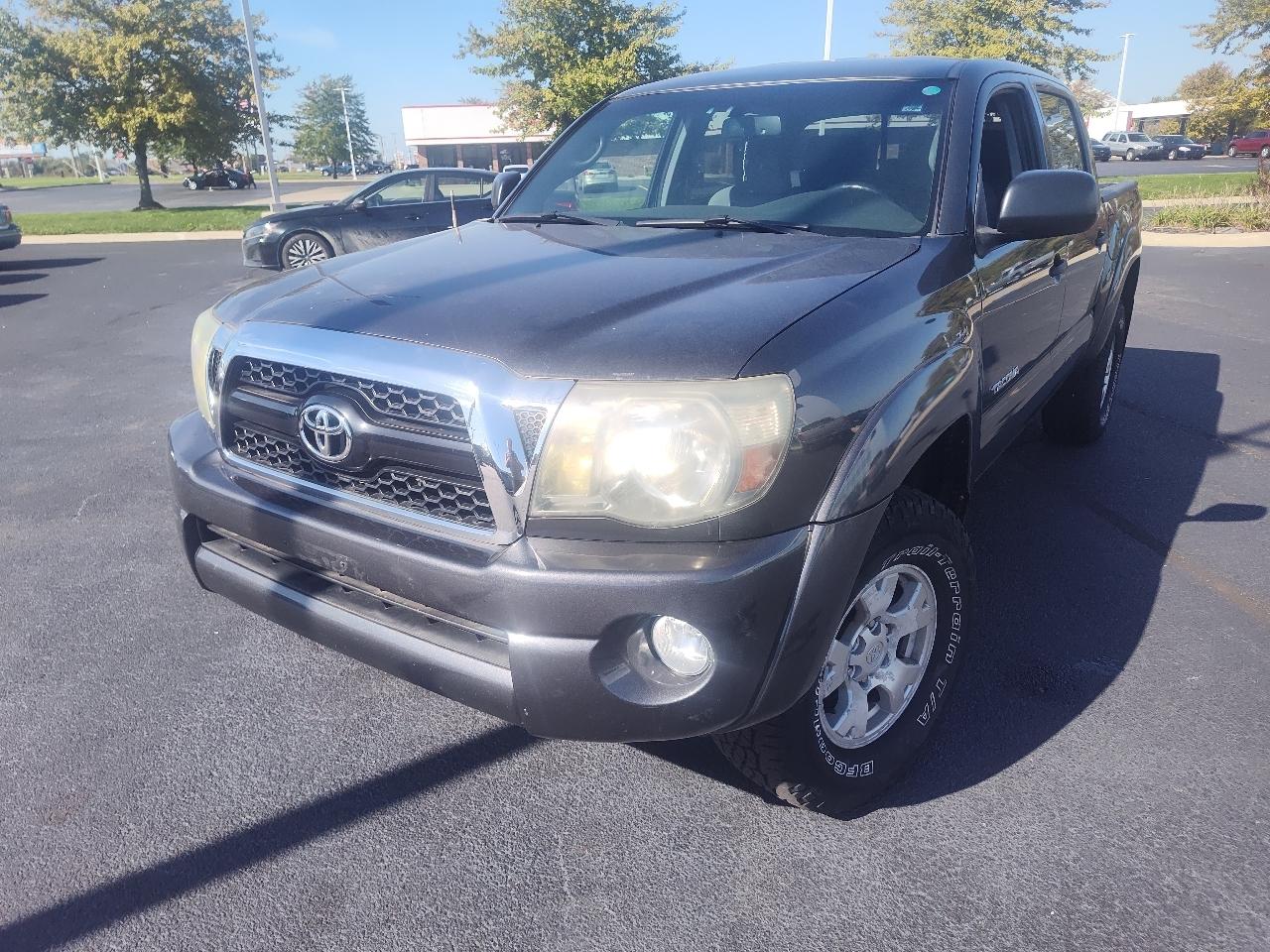 Toyota Tacoma 4WD Double V6 MT (Natl) 2011