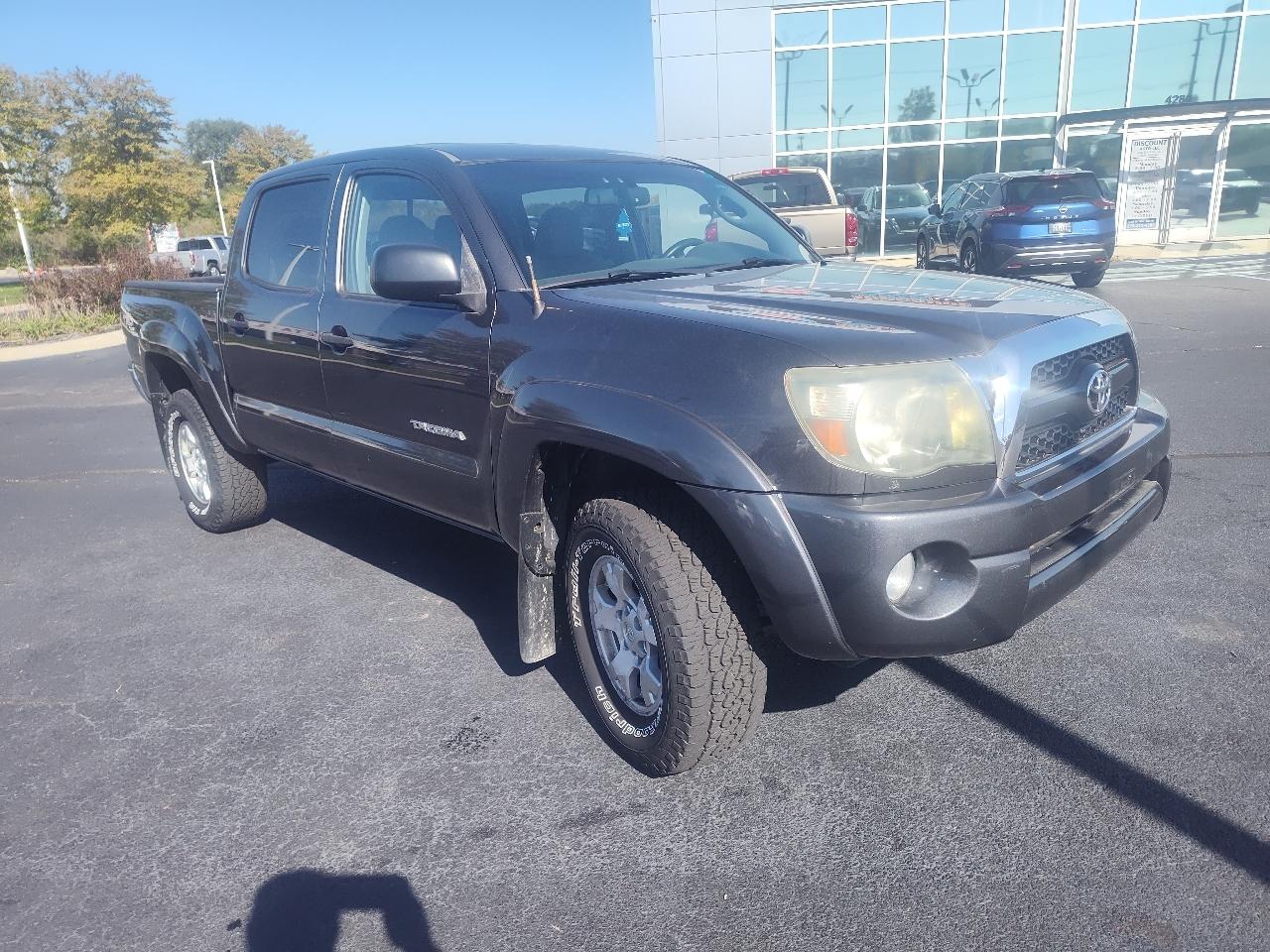 Toyota Tacoma 4WD Double V6 MT (Natl) 2011
