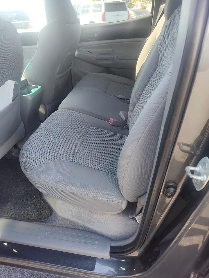 Toyota Tacoma 4WD Double V6 MT (Natl) 2011
