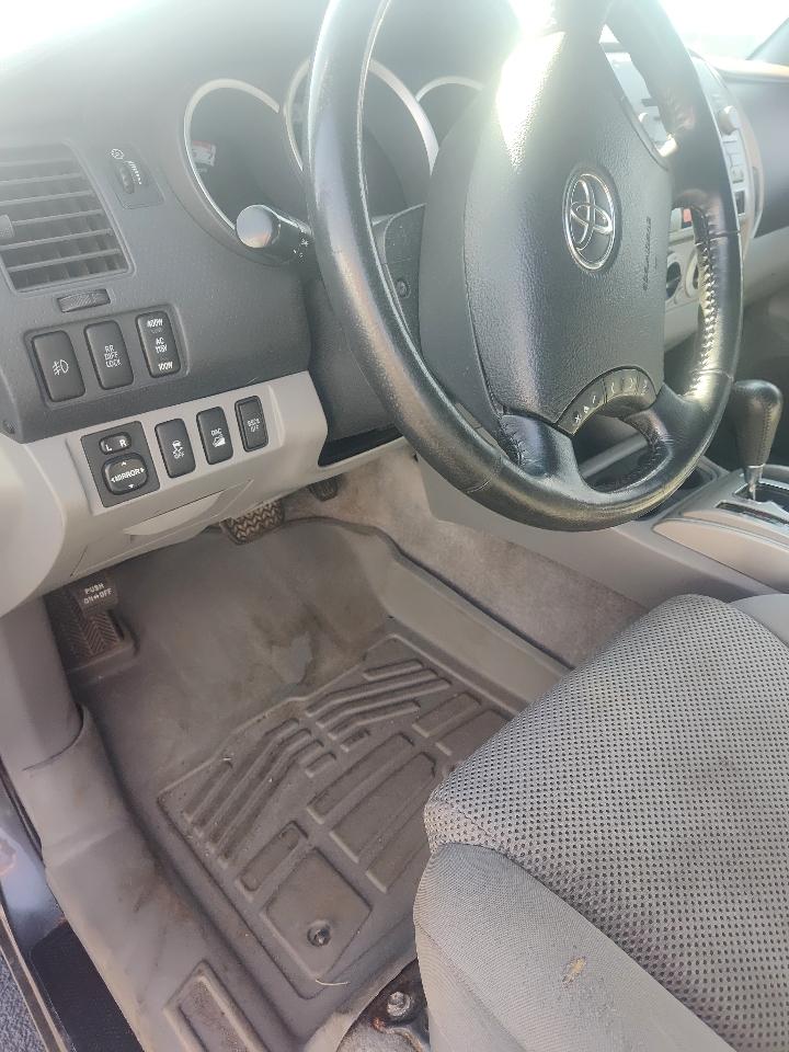 Toyota Tacoma 4WD Double V6 MT (Natl) 2011