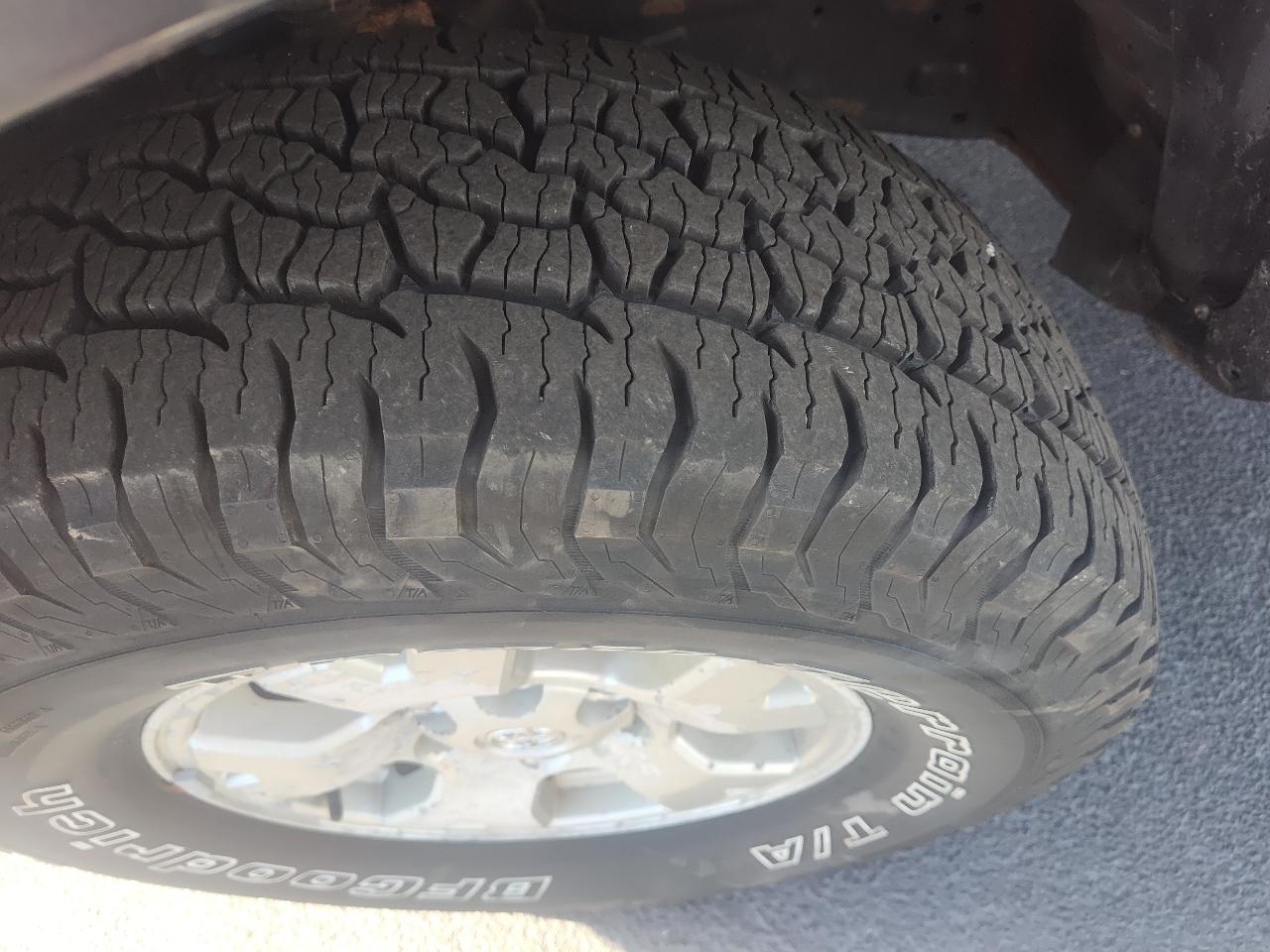 Toyota Tacoma 4WD Double V6 MT (Natl) 2011