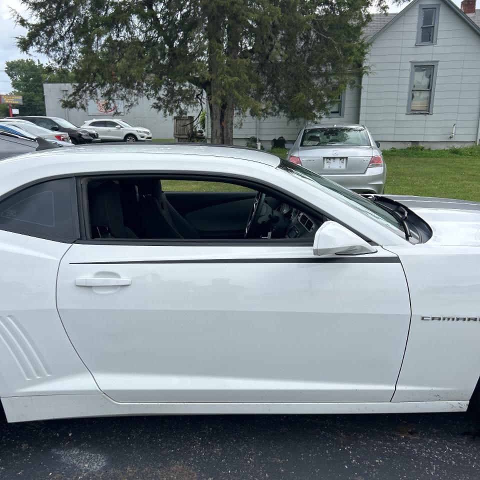 Chevrolet Camaro 2dr Cpe LS w/2LS 2015