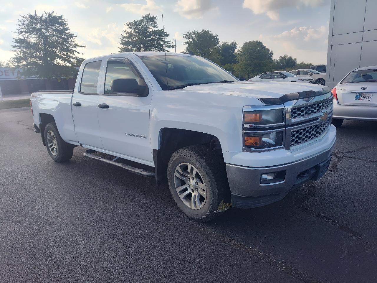 Chevrolet Silverado 1500 4WD Double Cab 143.5" LT w/2LT 2014