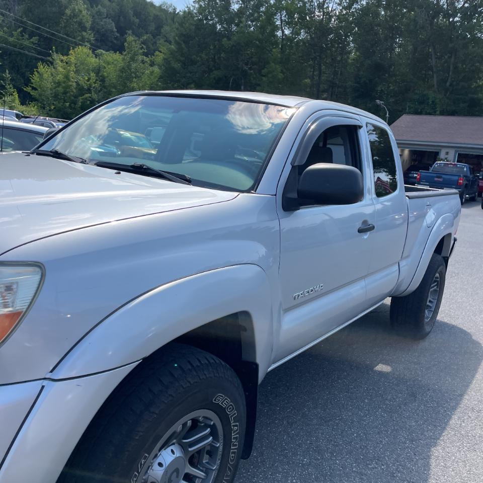Toyota Tacoma Access 128" V6 Auto 4WD (Natl) 2005