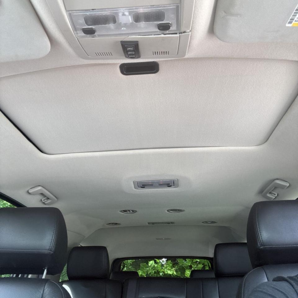 Chevrolet Suburban 4WD 4dr LS 2014