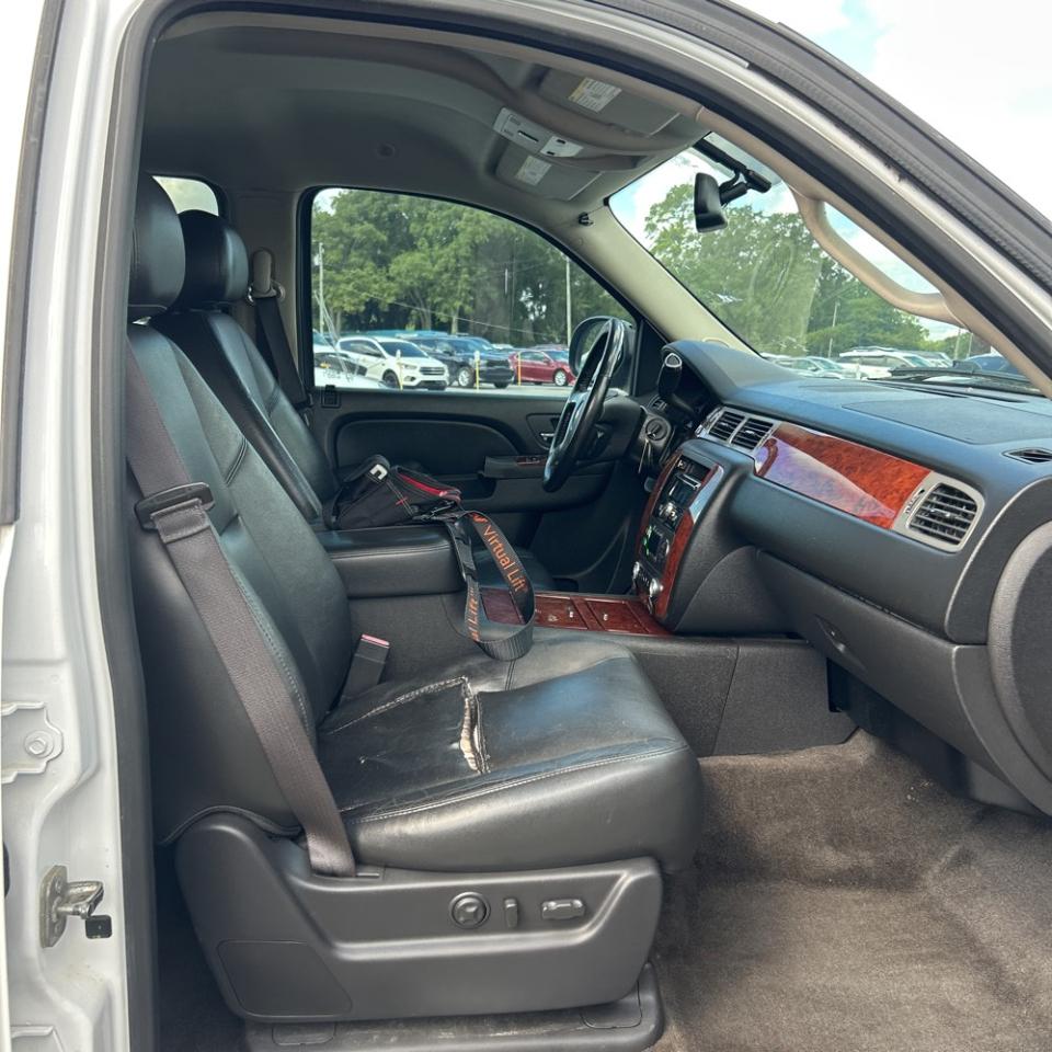 Chevrolet Tahoe 4WD 4dr 1500 LTZ 2013