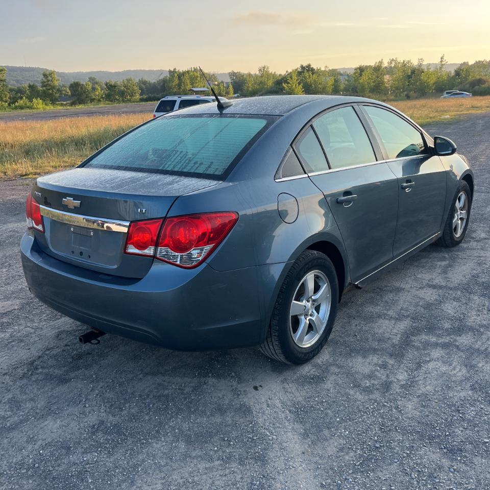 Chevrolet Cruze 4dr Sdn LT w/1LT 2012