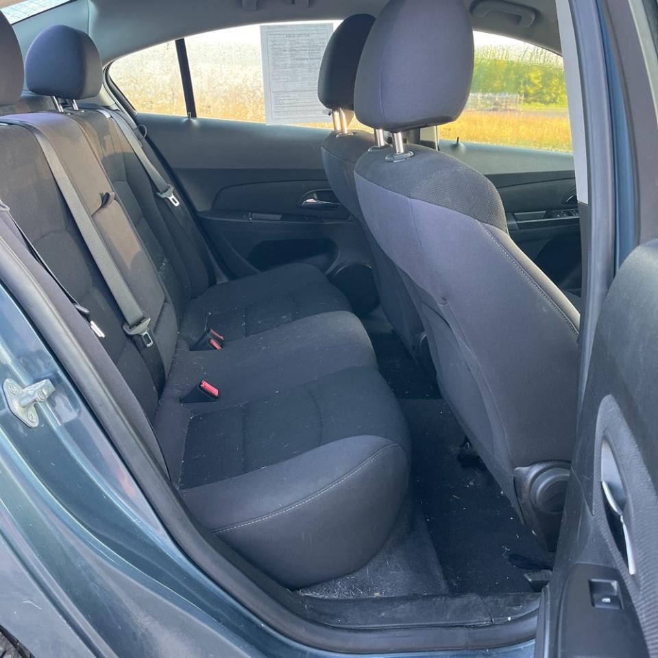 Chevrolet Cruze 4dr Sdn LT w/1LT 2012