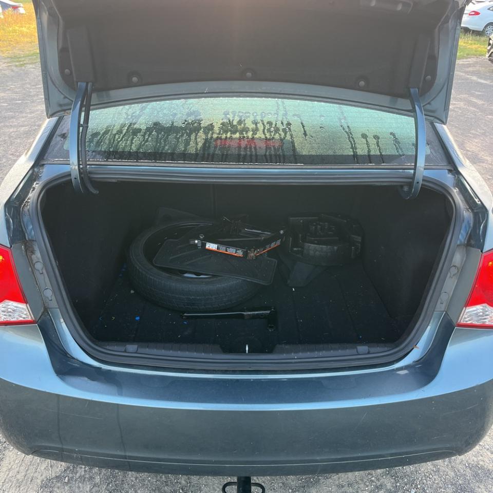 Chevrolet Cruze 4dr Sdn LT w/1LT 2012