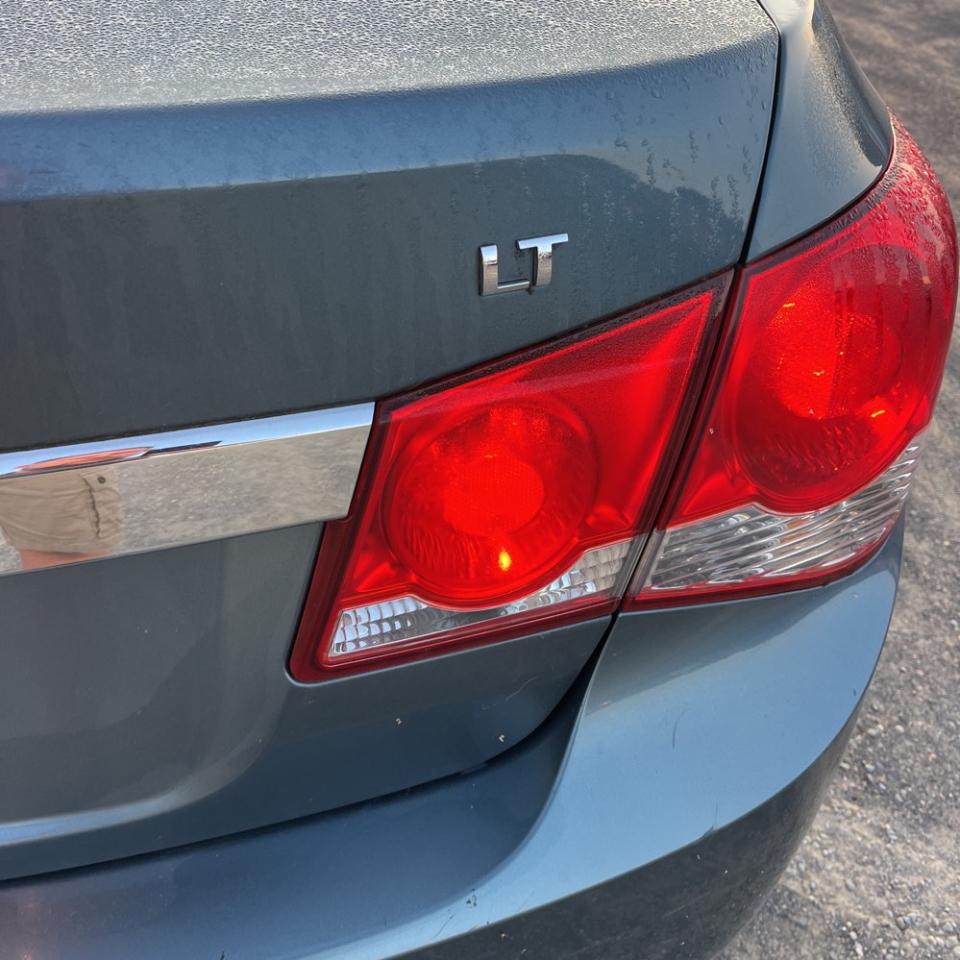 Chevrolet Cruze 4dr Sdn LT w/1LT 2012