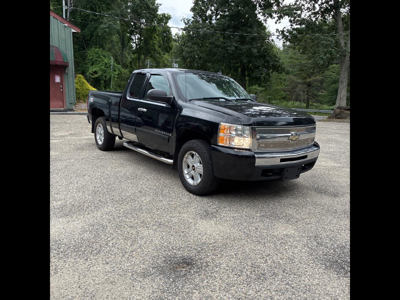 2009 Chevrolet Silverado 1500 4WD Ext Cab 134.0" Work Truck *Ltd Avail*