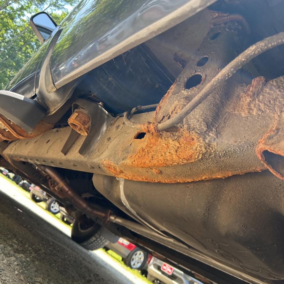 Toyota Tundra 4WD Double 164.6" 4.7L V8 SR5 (Natl 2007