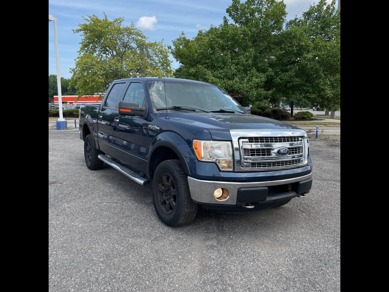 Ford F-150 4WD SuperCrew 145" XL 2013