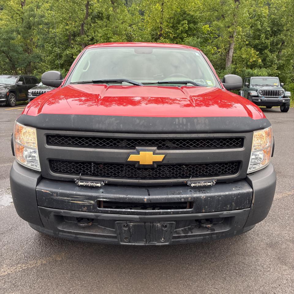 Chevrolet Silverado 1500 4WD Reg Cab 133.0" Work Truck 2012