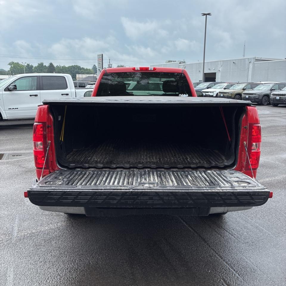 Chevrolet Silverado 1500 4WD Reg Cab 133.0" Work Truck 2012
