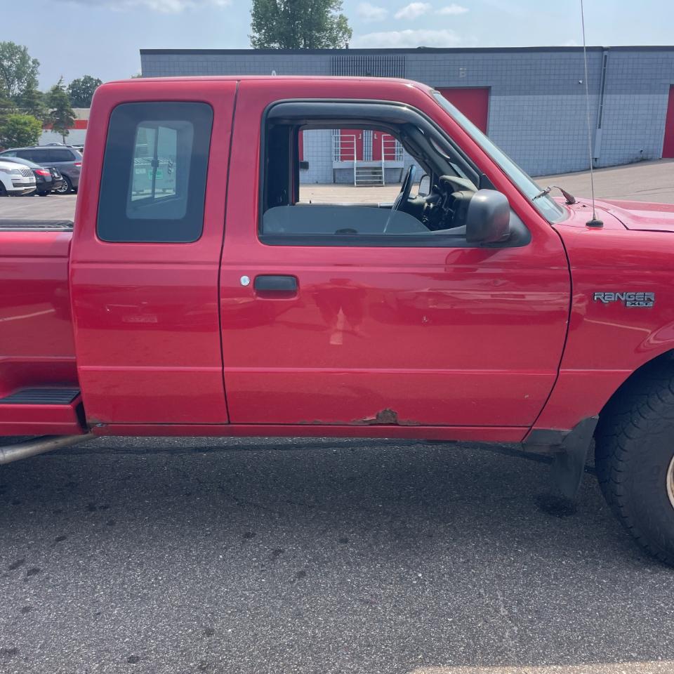 Ford Ranger 4dr Supercab 4.0L XL Fleet 4WD 2004