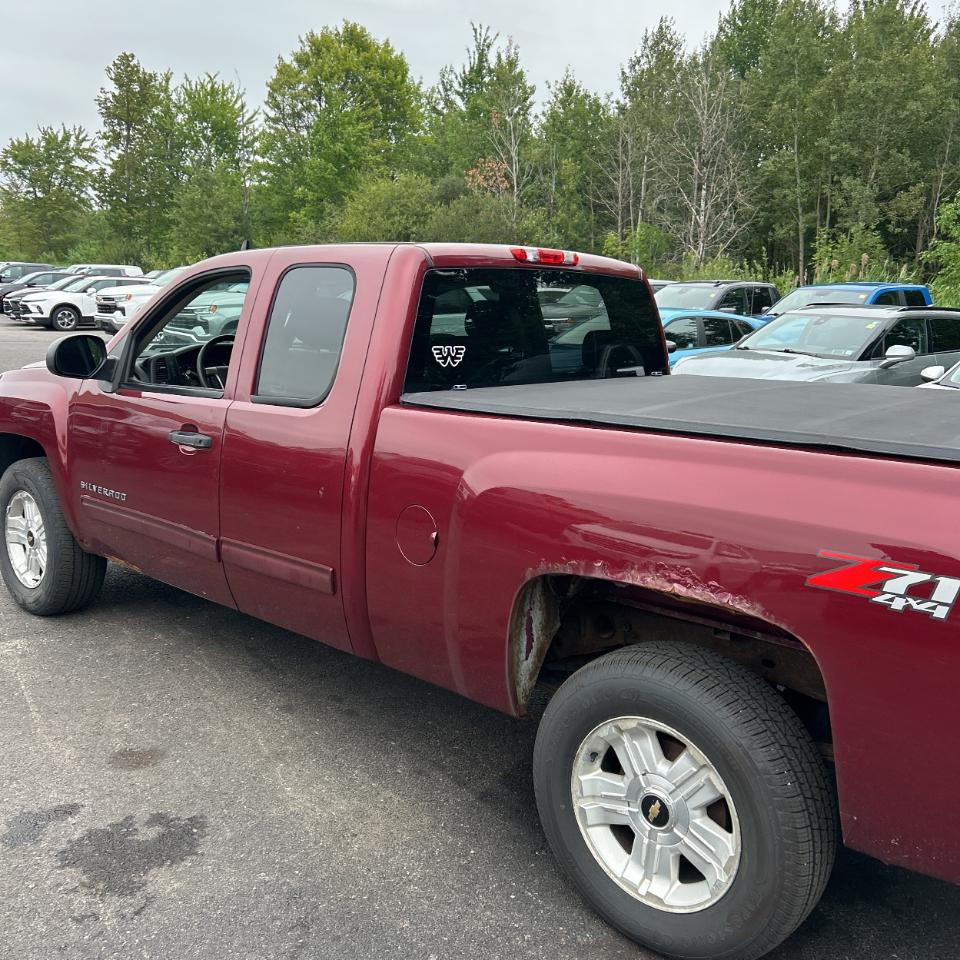 Chevrolet Silverado 1500 4WD Ext Cab 143.5" LT 2013