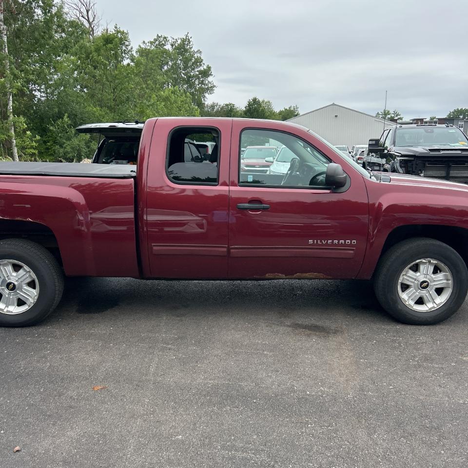 Chevrolet Silverado 1500 4WD Ext Cab 143.5" LT 2013