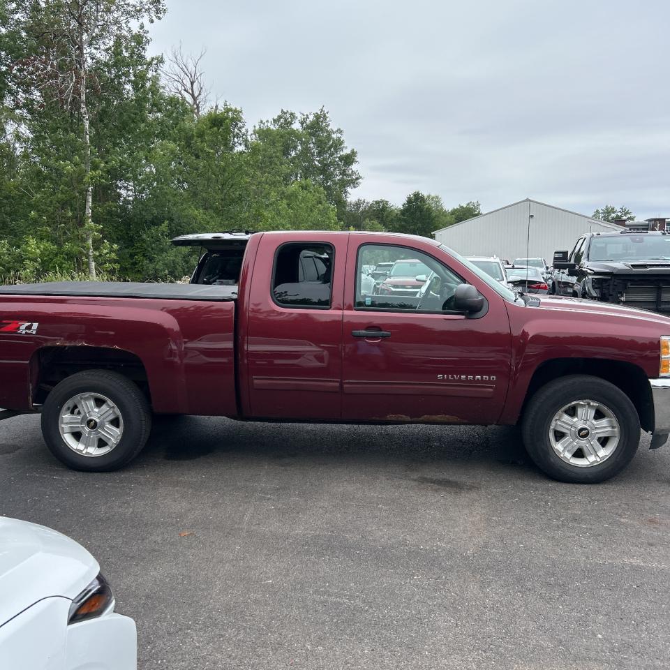 Chevrolet Silverado 1500 4WD Ext Cab 143.5" LT 2013