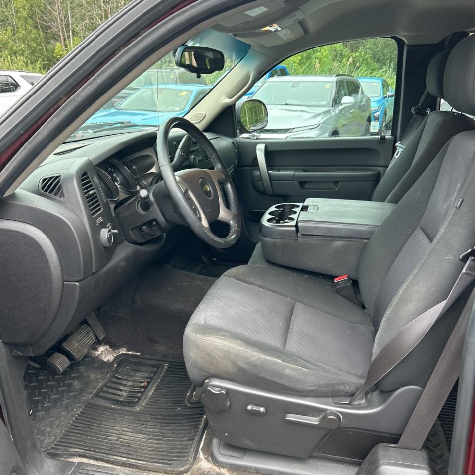 Chevrolet Silverado 1500 4WD Ext Cab 143.5" LT 2013