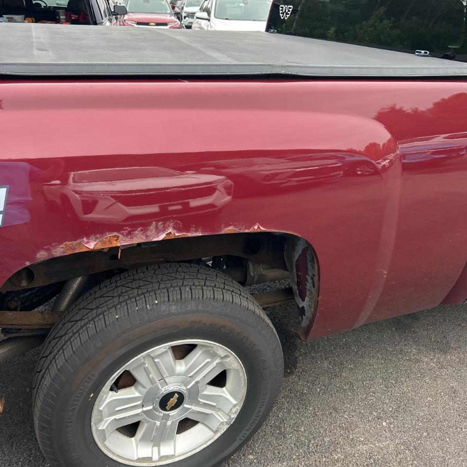 Chevrolet Silverado 1500 4WD Ext Cab 143.5" LT 2013